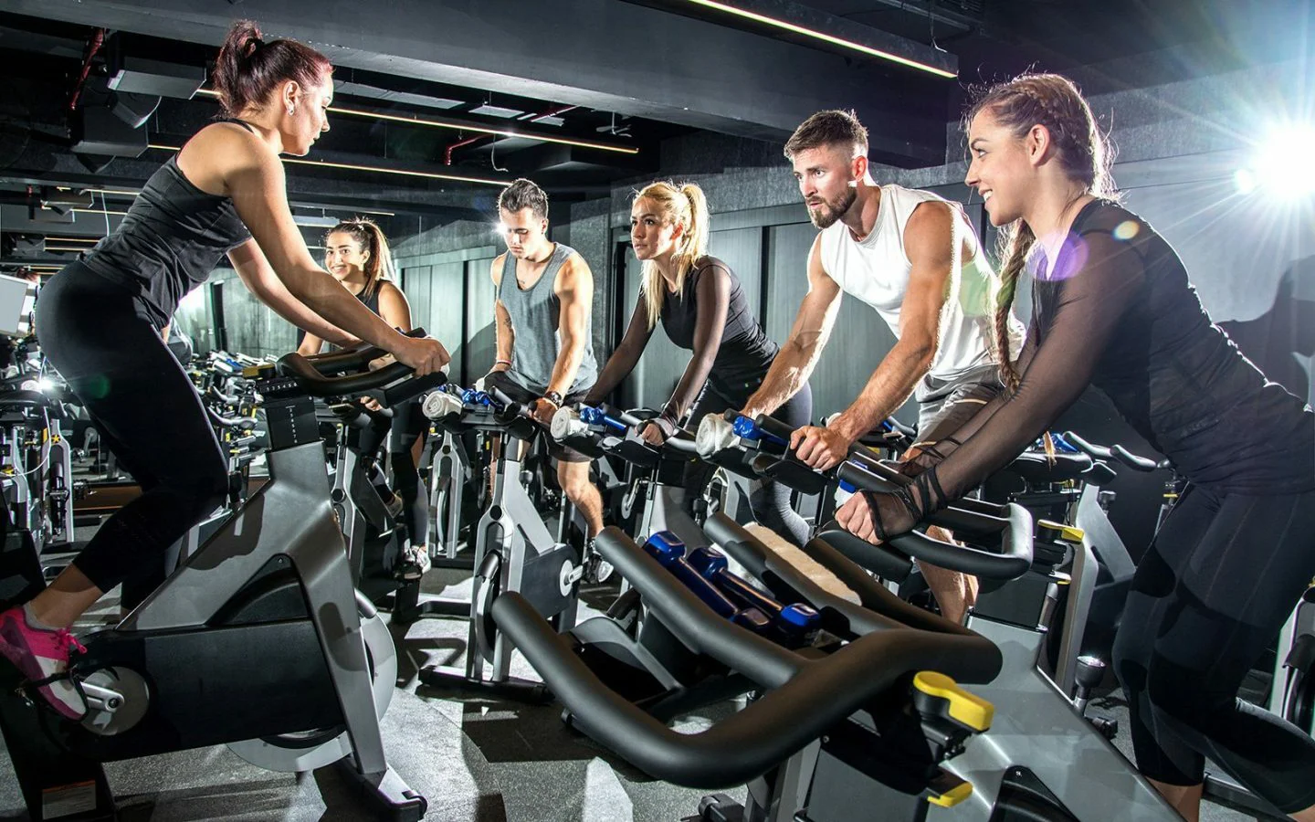 Le cyclisme et le fitness : quels exercices en salle de sport