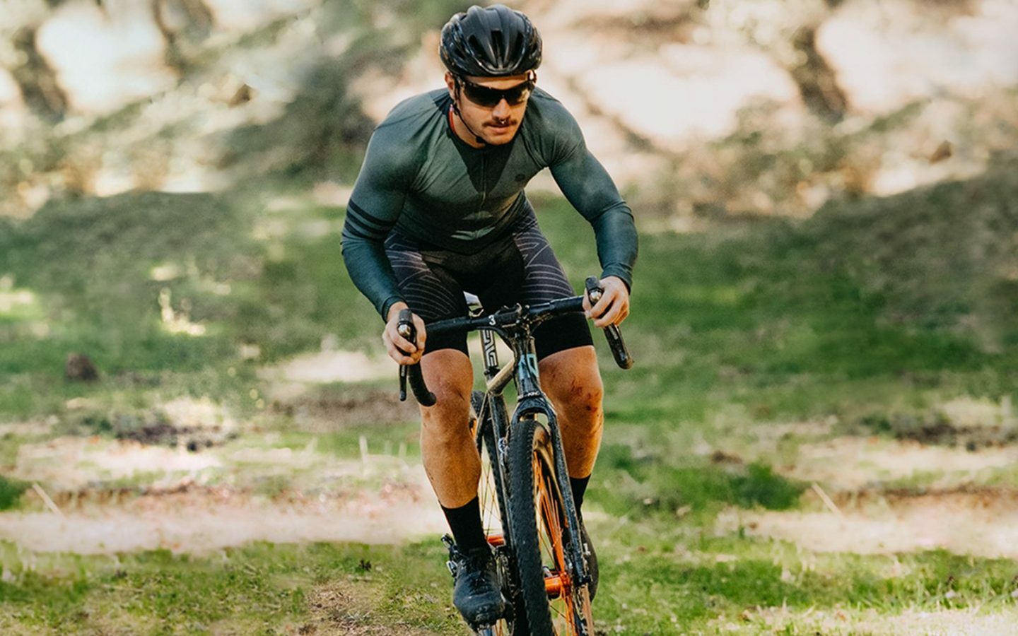 Email mercado Ingenieria Tres maillots Siroko para ciclismo Gravel – SIROKO CYCLING COMMUNITY