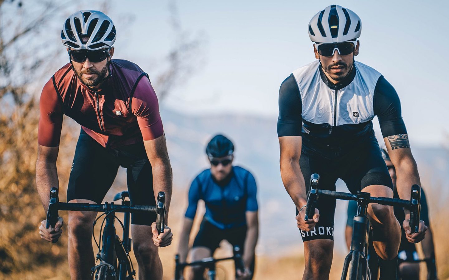 Grupo de top una bicicleta
