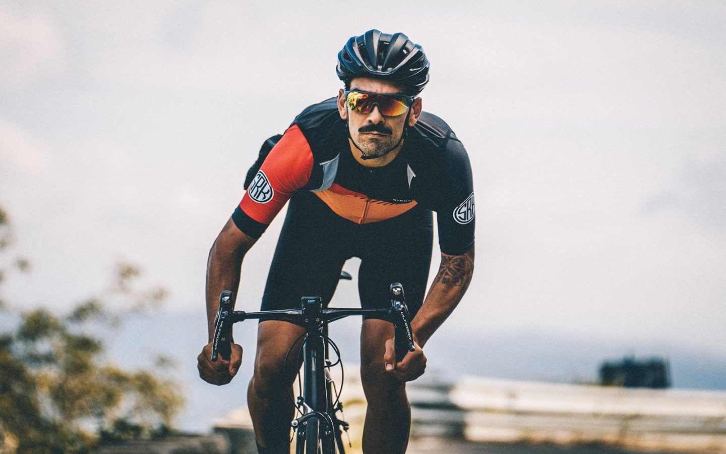 kubus zonlicht tennis Hoe vindt je de perfecte maat voor je fietskleding? – SIROKO CYCLING  COMMUNITY