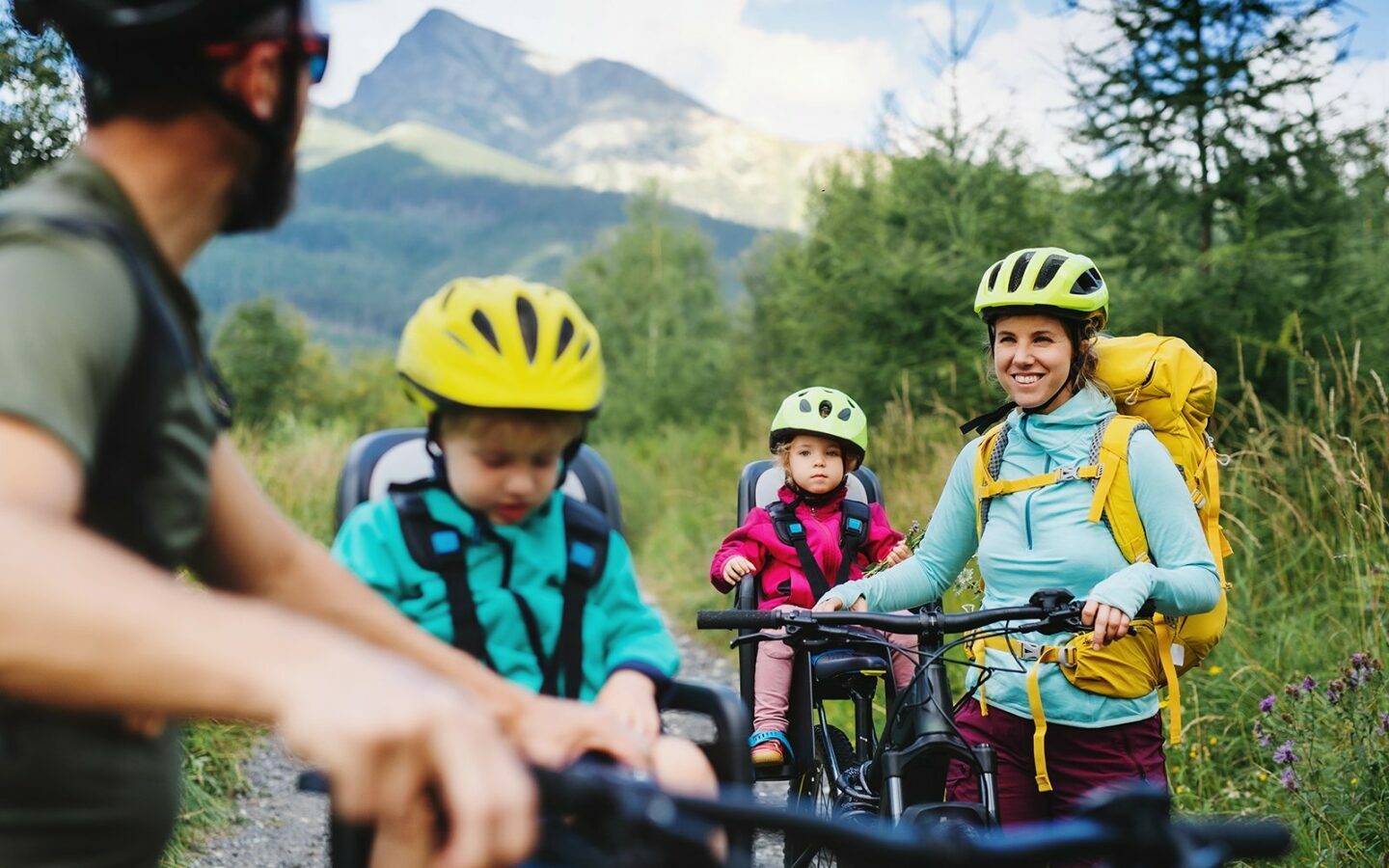 Repose pieds pour protéger l'enfant à l'arrière du vélo adulte