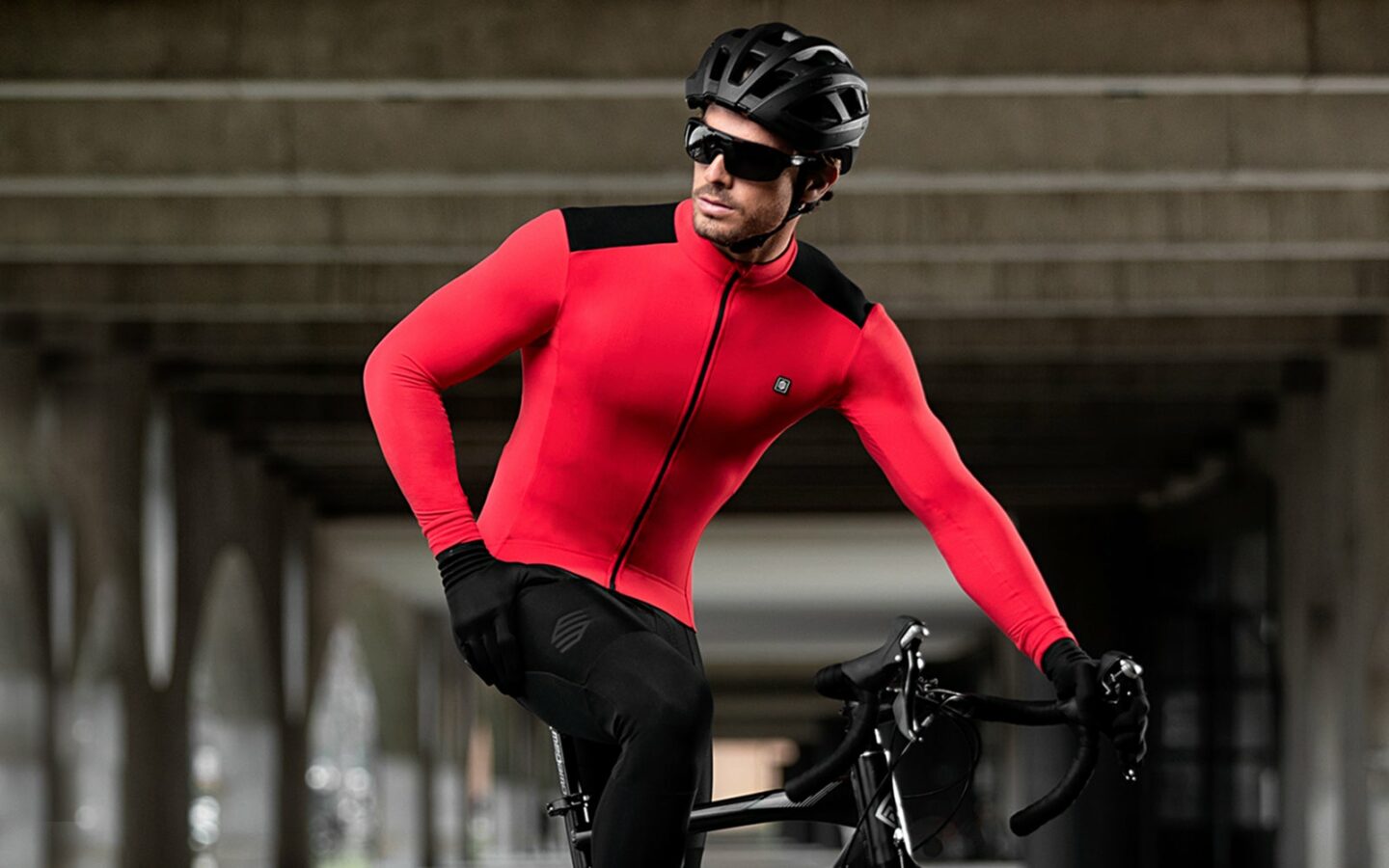 Long sleeve cycling jacket sale