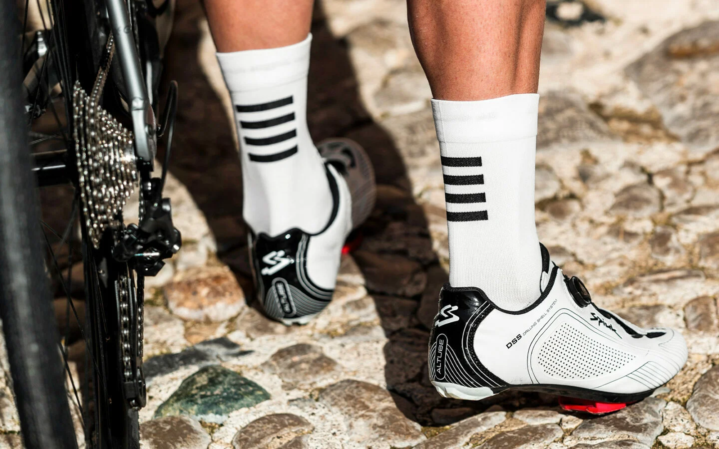 Las 10 mejores zapatillas de ciclismo de carretera: Guía completa de compra  