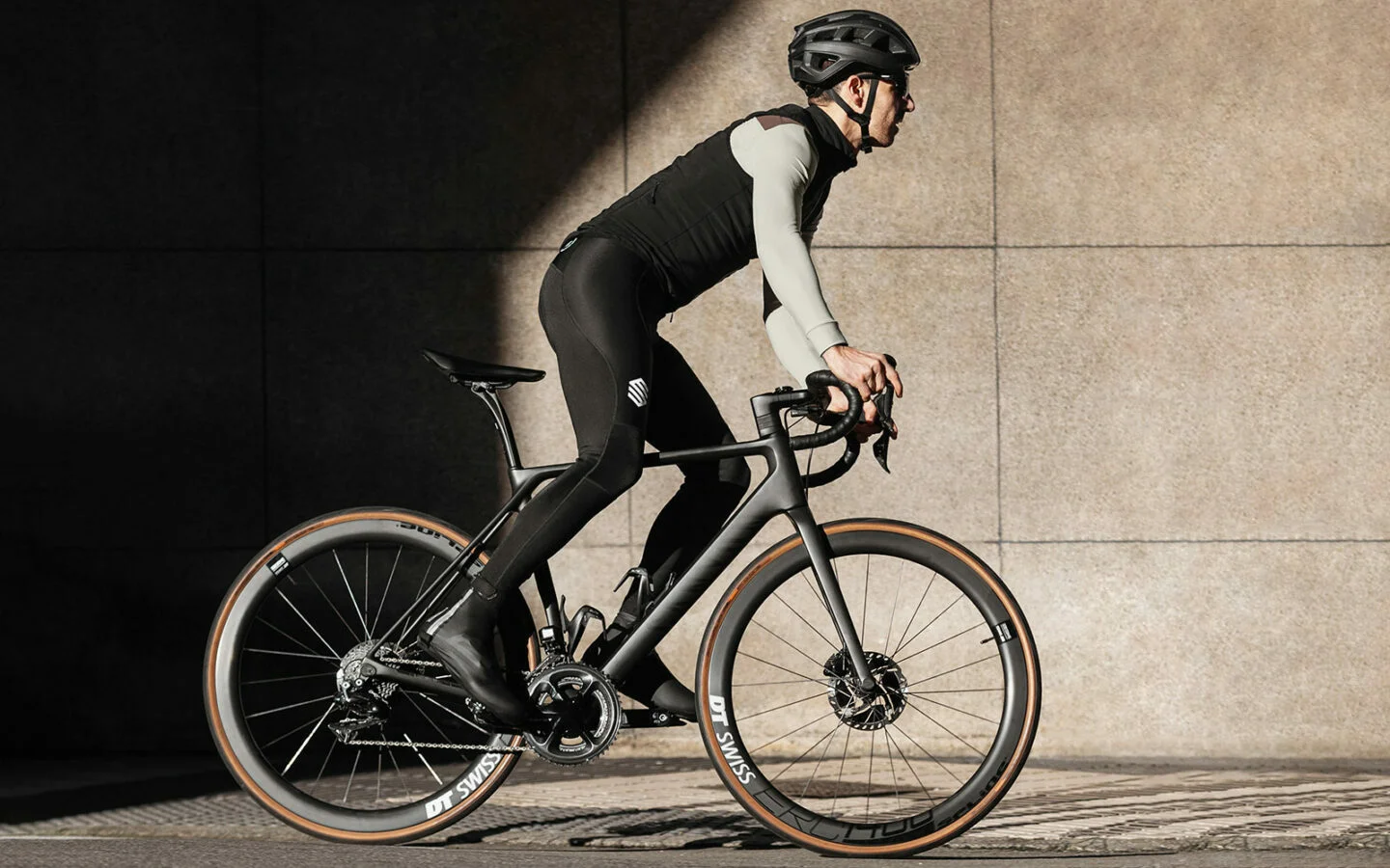 Siroko SRX Fahrradweste mit Wärmeisolierung – SIROKO CYCLING COMMUNITY