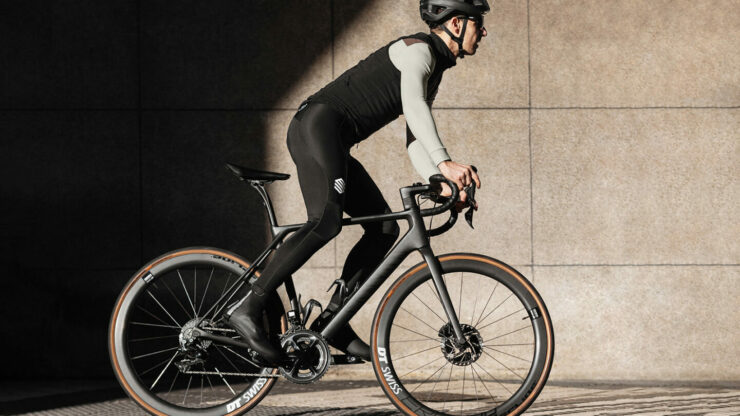 Siroko SRX cycling vest with thermal insulation