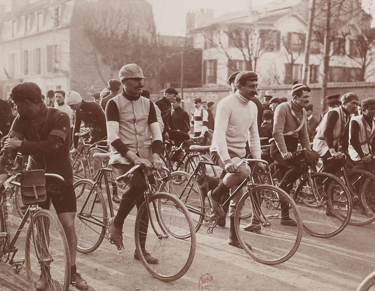 Odzież rowerowa gravel od Siroko: stylowe, wygodne i wytrzymałe w każdych warunkach image 22