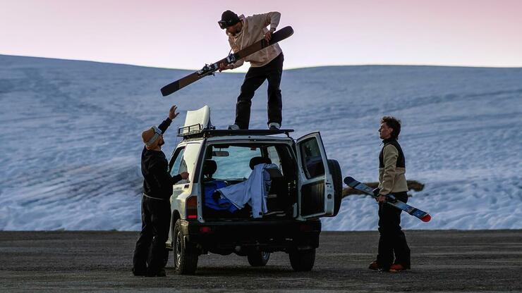 Top Tips for Traveling with Your Ski and Snowboard Equipment