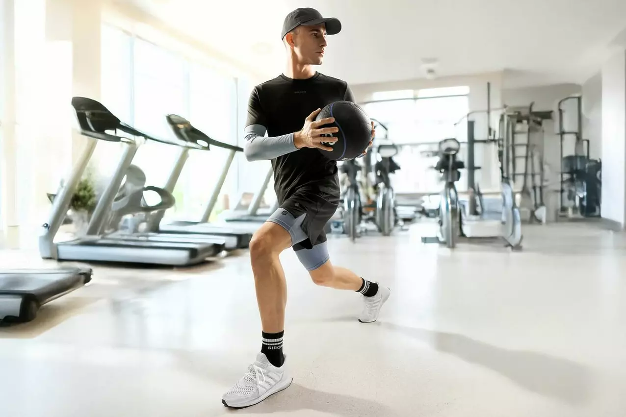 Ruszaj się z Siroko: Odzież sportowa, która dotrzyma Ci kroku blog SK 33