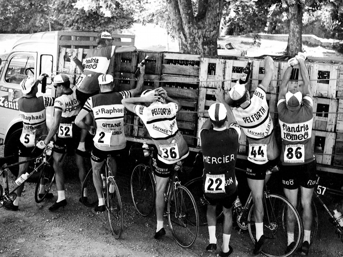 Guide to Understanding Professional Road Cycling: Teams tour 19