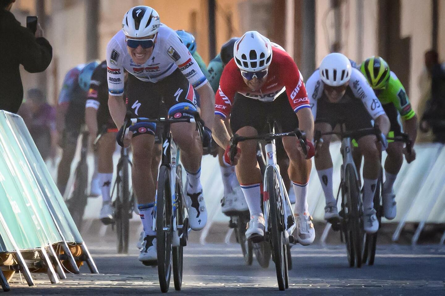 Guide to Understanding Professional Road Cycling: the Racing Calendar